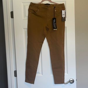 Liverpool agua Glider Skinny Haystack Tan 12/31